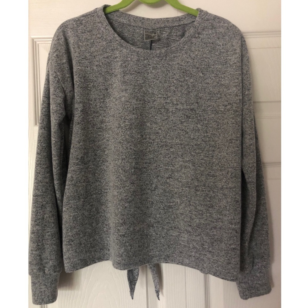 Splendid- Studio knot back long sleeve - nwot